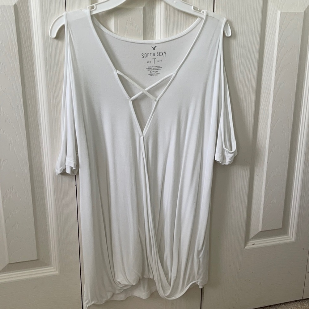 AE • criss cross top